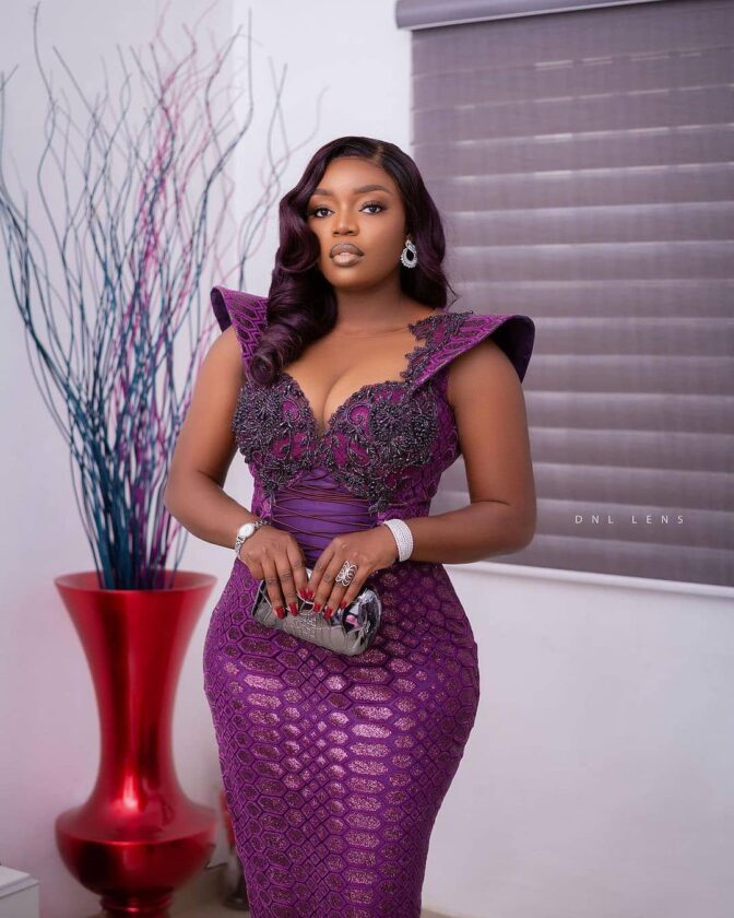 Trendy and Best Aso Ebi Styles for Wedding 2021. - Ladeey