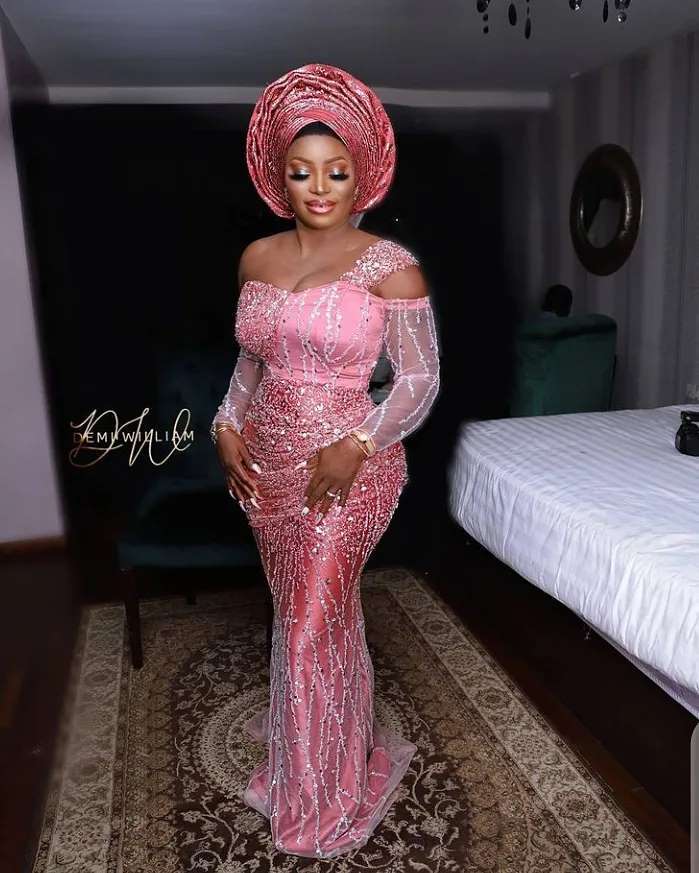 Trendy and Best Aso Ebi Styles for Wedding 2021. - Ladeey