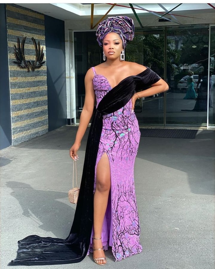 Latest Ankara Long Gown Style 2021/2022. - Ladeey