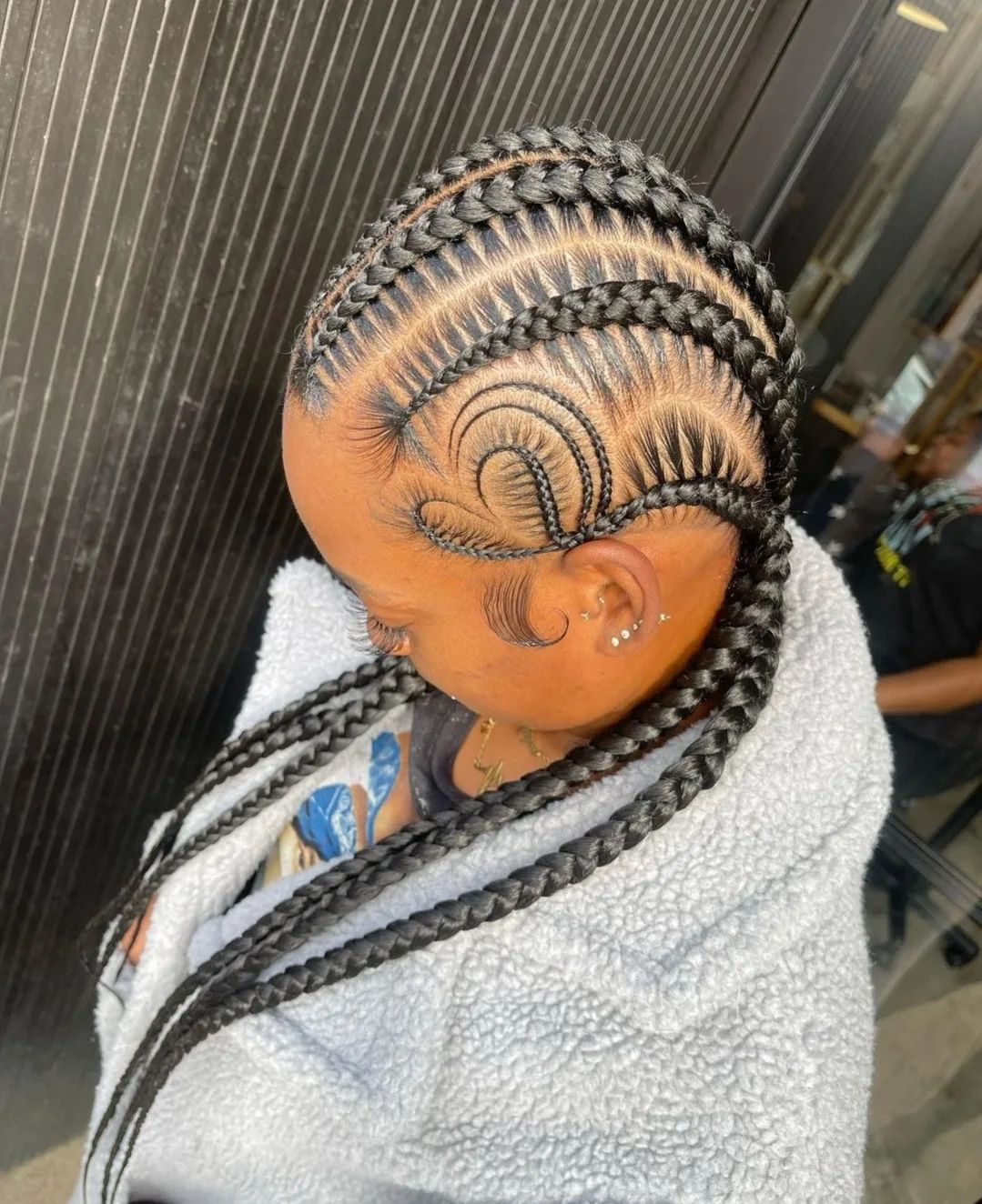 Latest and Beautiful Hairstyles Idea for 2022. - Ladeey