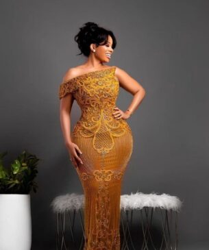 2022 Beautiful and Best Asoebi Styles for Ladies. - Ladeey