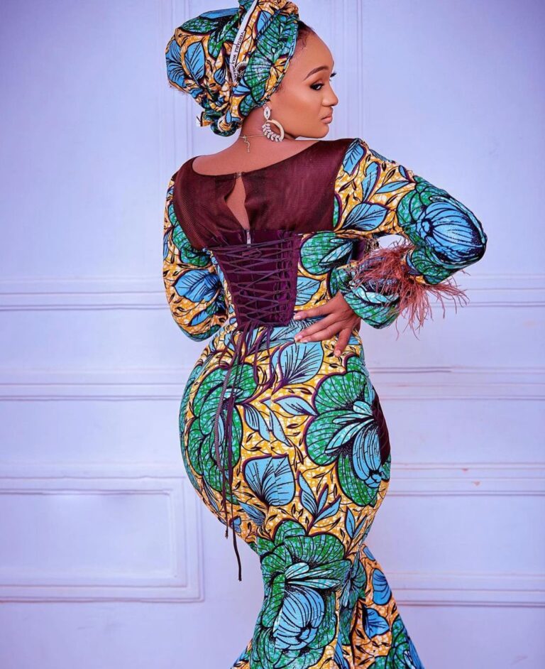 2022 Beautiful Long Gown Styles for Ankara Print. - Ladeey