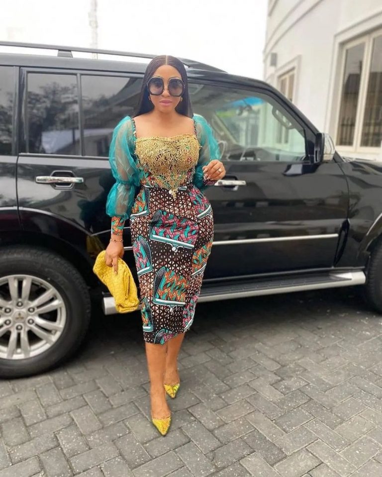 Classy and Latest Ankara Short Gown Styles 2022. - Ladeey