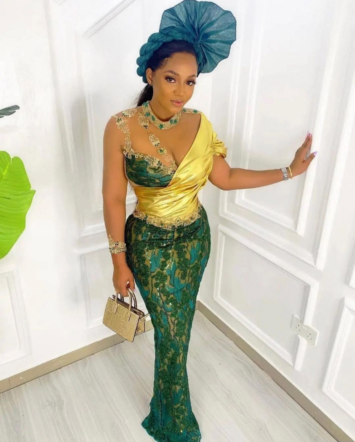 2022 Asoebi Styles: Latest and Best Gown Style. - Ladeey