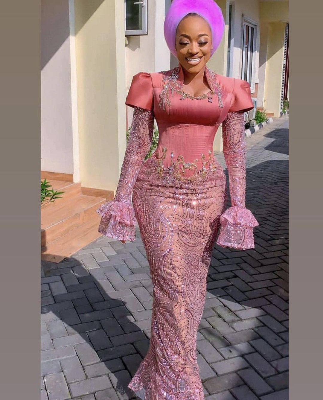 Latest and Best Asoebi Styles for Wedding Guests 2022/2023. - Ladeey