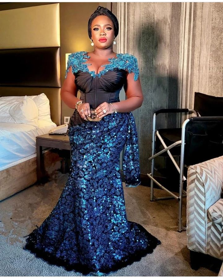 Latest Asoebi Gown Styles 2022/2023. - Ladeey