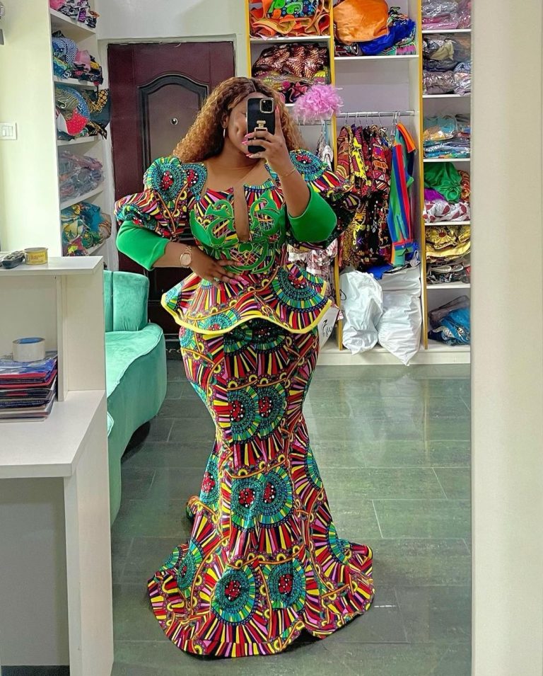 Latest, Stunning and Smart Ankara Skirt and Blouse. - Ladeey