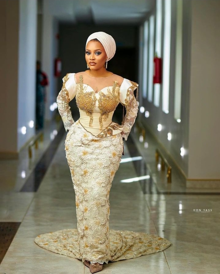 Stunning and Best Owambe Gown Styles for Ladies. - Ladeey